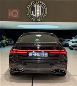 بي ام دبليو الفئة 7